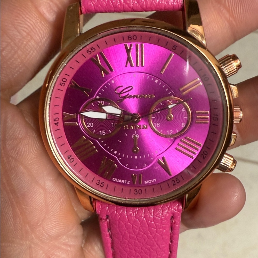 Brand New PINK watch with Pink Leather Straps Elegant & Fabulous - Picture 8 of 8